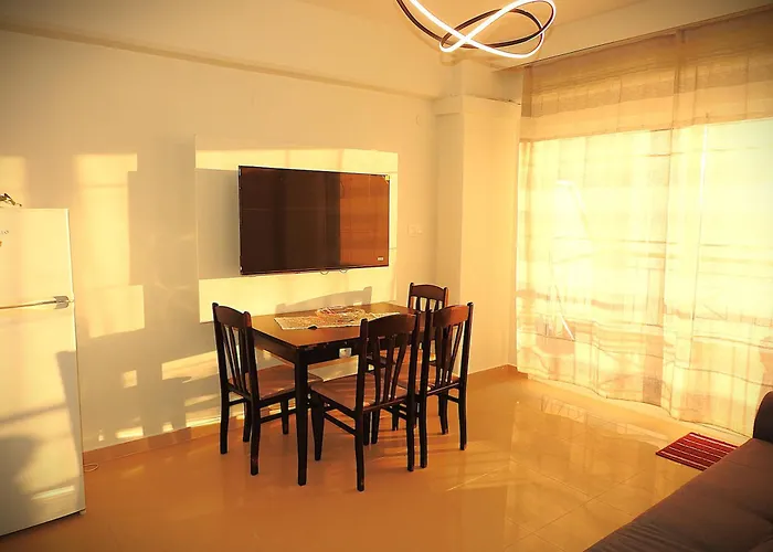 Konstantinos' Monastiriou Luxury Apartment *