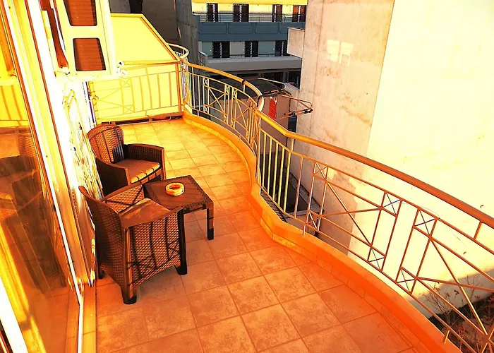 Konstantinos' Monastiriou Luxury * Soluň